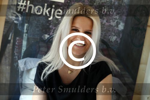 Amsterdam 16 mei 2017 
Free a Girl . lock me up met Thomas Berge Cassidy Roeks Hannelore Zwitserlood Niels Geusebroek en Marieke t Hart. Ze zitten opgesloten op het hoofdkantoor van de telegraaf.