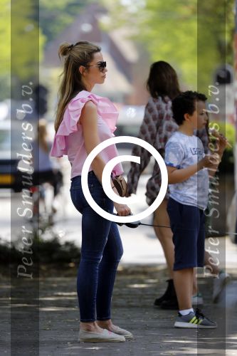 Amsterdam 17 mei 2017 
Christie Bokma met zoon in Amsterdam zuid