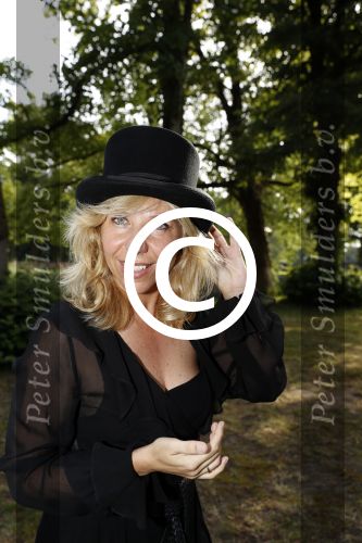 Haarzuilens 21 juni 2017
Haringparty bij kasteel de Haar. Claudia de Breij met partner en vader
