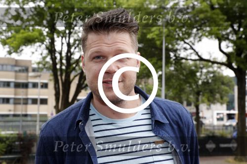Hilversum 30 mei 2017
Boek presentatie Mental Theo ( Theo Nabuurs) in de vorstin. Coen Swijnenberg