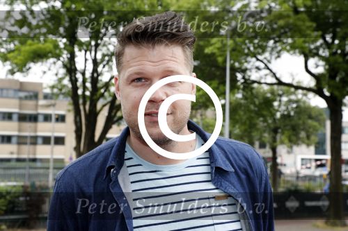 Hilversum 30 mei 2017
Boek presentatie Mental Theo ( Theo Nabuurs) in de vorstin. Coen Swijnenberg