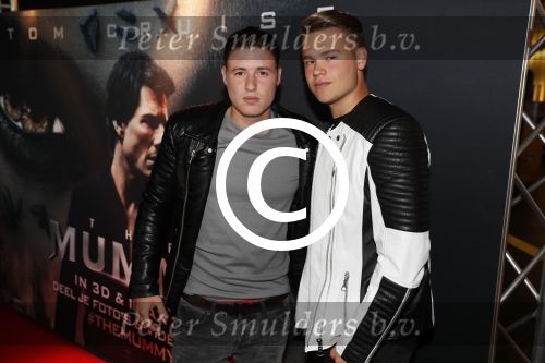 Amsterdam 7 juni 2017
Premiere the Mummy in Pathe Arena. Dave Dekker met een vriend