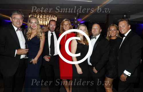 Utrecht 11 juni 2017
Gala van Wesley Sneijder in het v d Valk Hotel Utrecht. david Bijlsma met zijn vrouw Ghitta en relaties