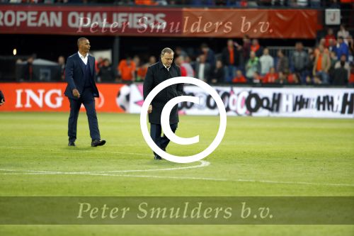 Rotterdam 9 juni 2017
Nederland - Luxemburg in de kuip . De wedstrijd dat Wesley Sneijder record international wordt en waar Ruud Gullit en Dick Advocaat voor het eerst bondscoach en assistent zijn. Yolanthe Sneijder Cabau zit op de tribune met zoons Jessey en Xess Xava