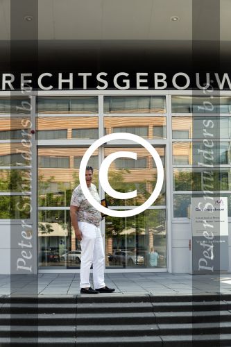 Utrecht 2 juni 2017
Rechtzaak Emile Ratelband en Moon v Buuren bij rechtbank van Utrecht . 
Kwamen beiden met hun advocaat