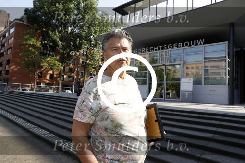 Utrecht 2 juni 2017
Rechtzaak Emile Ratelband en Moon v Buuren bij rechtbank van Utrecht . 
Kwamen beiden met hun advocaat