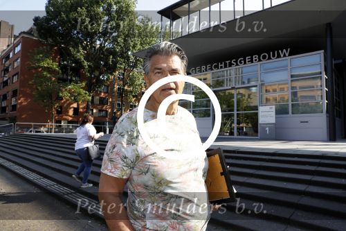 Utrecht 2 juni 2017
Rechtzaak Emile Ratelband en Moon v Buuren bij rechtbank van Utrecht . 
Kwamen beiden met hun advocaat