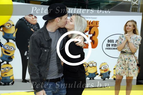 Amsterdam 17 juni 2017
Premiere Verschrikkelijke Ikke in Pathe Arena. Enzo Knol met zijn vriendin Dee spraken een stem in.