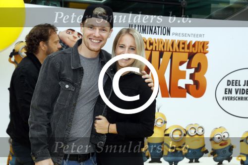 Amsterdam 17 juni 2017
Premiere Verschrikkelijke Ikke in Pathe Arena. Enzo Knol met zijn vriendin Dee spraken een stem in.
