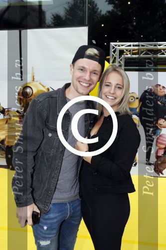 Amsterdam 17 juni 2017
Premiere Verschrikkelijke Ikke in Pathe Arena. Enzo Knol met zijn vriendin Dee spraken een stem in.