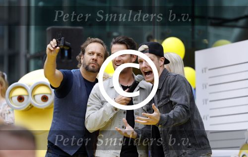 Amsterdam 17 juni 2017
Premiere Verschrikkelijke Ikke in Pathe Arena. Enzo Knol met zijn vriendin Dee spraken een stem in.