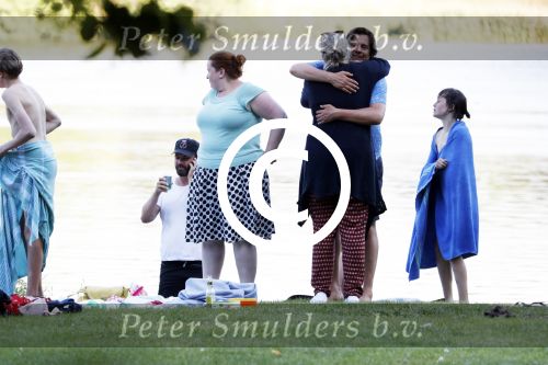 Amsterdam Amsterdamse Bos 17 juni 2017
Vincent Croiset met zijn zoons , zijn vriendin Tina de Bruin en hun baby Teddy , Annemarie Jung en Eva v d Gught met man en dochter