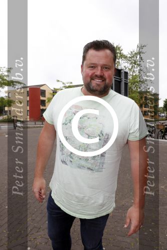 Hilversum 30 mei 2017
Boek presentatie Mental Theo ( Theo Nabuurs) in de vorstin. Frans Duijts