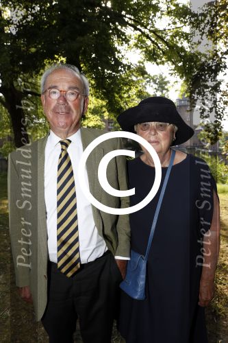 Haarzuilens 21 juni 2017
Haringparty bij kasteel de Haar. Frans Weisglas met vrouw