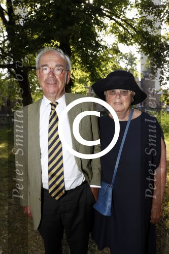 Haarzuilens 21 juni 2017
Haringparty bij kasteel de Haar. Frans Weisglas met vrouw