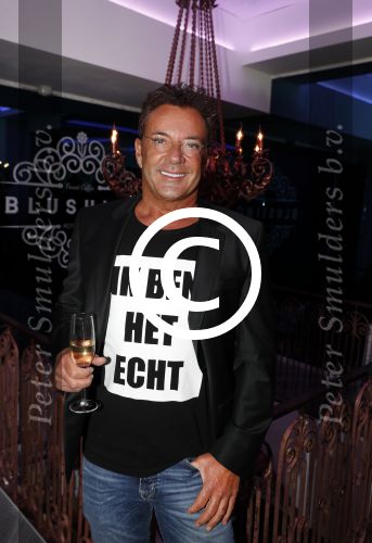 Rotterdam 16 juni 2017
Opening blushing Rotterdam van Gordon . Gerard Joling