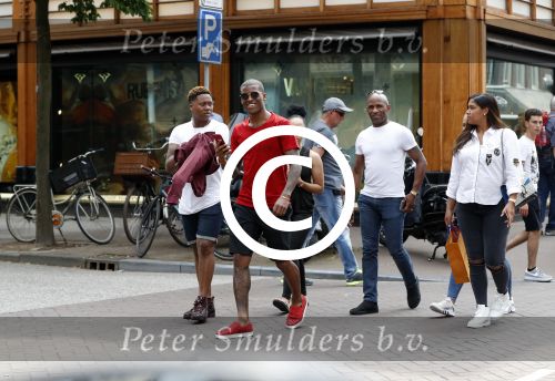 Amsterdam 29 mei 2017 
Georgino Wijnaldum met vrienden/ familie op de pc hooftstraat
