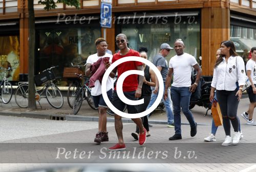 Amsterdam 29 mei 2017 
Georgino Wijnaldum met vrienden/ familie op de pc hooftstraat