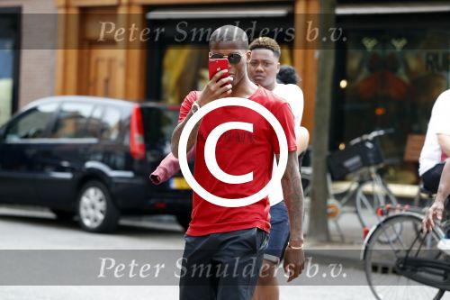 Amsterdam 29 mei 2017 
Georgino Wijnaldum met vrienden/ familie op de pc hooftstraat