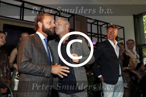 Rotterdam 16 juni 2017
Opening blushing Rotterdam van Gordon . Gordon met Eduard Schaapman