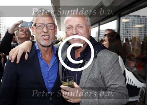 Rotterdam 16 juni 2017
Opening blushing Rotterdam van Gordon . Gordon met zijn broer John Heuckenroth