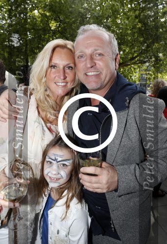 Rotterdam 16 juni 2017
Opening blushing Rotterdam van Gordon . Gordon met beste vriendin