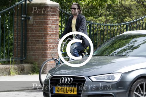 Amsterdam 23 mei 2017
Hans Teeuwen op de fiets in Amsterdam