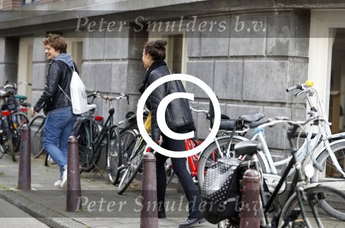 Amsterdam 8 juni 2017
Holly Brood met haar vriend Soy Kroon in het centrum van Amsterdam