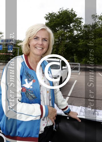 Hilversum 21 mei 2017
Bart \'s mediarun op het mediapark tbd de Bart de Graaff foundation. Aanwezig zus Miriam en moeder Marianne  van Bart de Graaff. Bridget Maasland zoon Mees , Kees Tol Howard Komproe en Jan Heemskerk lopen mee. Irene Moors presenteert het geheel.