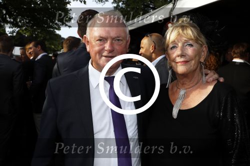 Haarzuilens 21 juni 2017
Haringparty bij kasteel de Haar. Jan Nagel met vrouw
