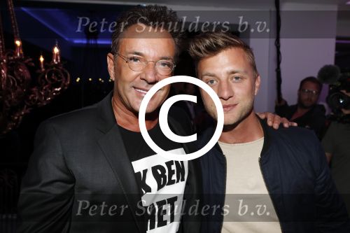 Rotterdam 16 juni 2017
Opening blushing Rotterdam van Gordon . Gerard Joling en Jan Versteegh