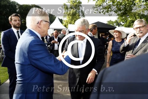 Haarzuilens 21 juni 2017
Haringparty bij kasteel de Haar. Jan v Zanen met Pieter v Vollenhoven