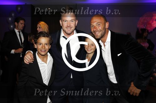 Utrecht 11 juni 2017
Gala van Wesley Sneijder in het v d Valk Hotel Utrecht. Johnny de Mol met Daniel en Ralph de Vries