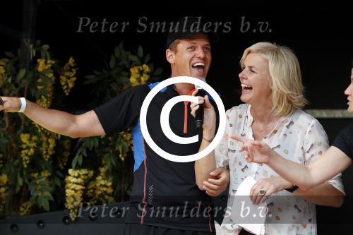 Hilversum 21 mei 2017
Bart \'s mediarun op het mediapark tbd de Bart de Graaff foundation. Aanwezig zus Miriam en moeder Marianne  van Bart de Graaff. Bridget Maasland zoon Mees , Kees Tol Howard Komproe en Jan Heemskerk lopen mee. Irene Moors presenteert het geheel.