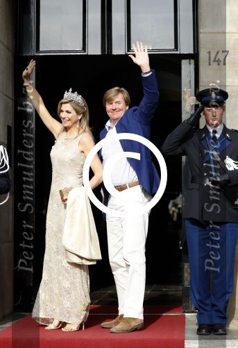Amsterdam 23 mei 2017 
Koningin Maxima en Koning Willem Alexander komen aan bij het paleis op de dam voor diner met ambassadeurs.