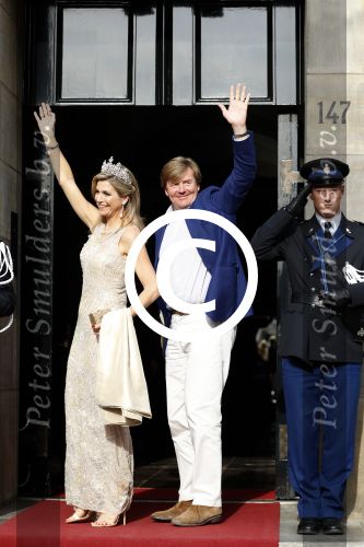 Amsterdam 23 mei 2017 
Koningin Maxima en Koning Willem Alexander komen aan bij het paleis op de dam voor diner met ambassadeurs.