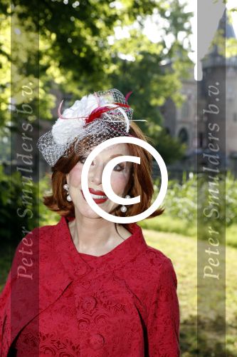 Haarzuilens 21 juni 2017
Haringparty bij kasteel de Haar. Marijke Helwegen met man
