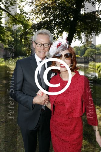 Haarzuilens 21 juni 2017
Haringparty bij kasteel de Haar. Marijke Helwegen met man