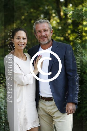 Haarzuilens 1 juni 2017
Maureen du Toit met vriend en hun kinderen tijdens presentatie van haar boek.