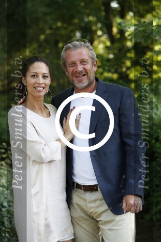 Haarzuilens 1 juni 2017
Maureen du Toit met vriend en hun kinderen tijdens presentatie van haar boek.