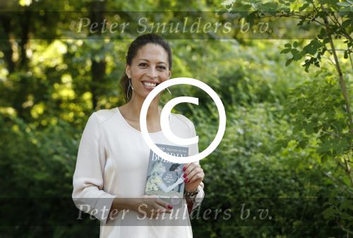Haarzuilens 1 juni 2017
Maureen du Toit met vriend en hun kinderen tijdens presentatie van haar boek.