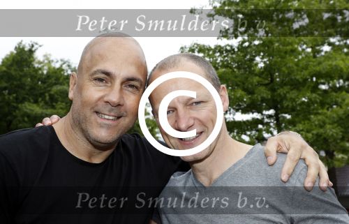 Hilversum 30 mei 2017
Boek presentatie Mental Theo ( Theo Nabuurs) in de vorstin. theo met Charly Lownoise Ramon Rollfs