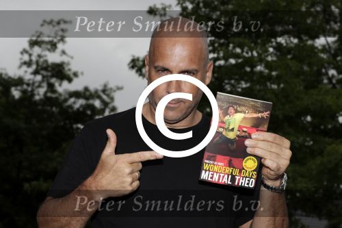 Hilversum 30 mei 2017
Boek presentatie Mental Theo ( Theo Nabuurs) in de vorstin.