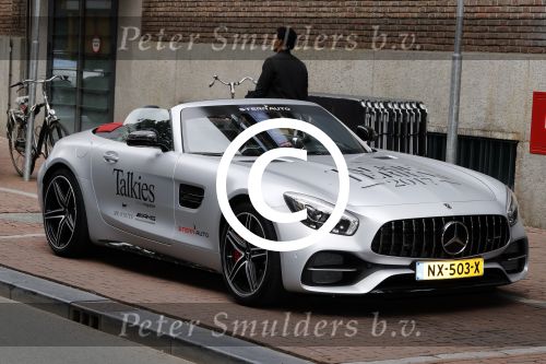 Amsterdam 8 juni 2017 
Talkies terras awards in het W hotel. Mercedes benz sport auto