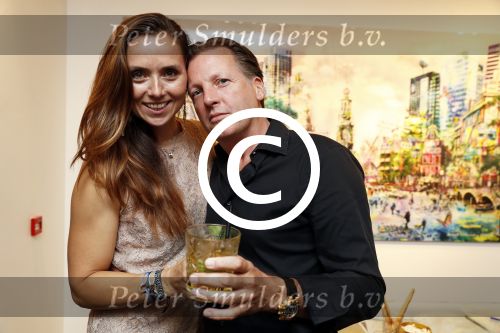 Amsterdam 16 juni 2017
Presentatie nieuwe vodka van Michiel Mol Caramol in de gallery van Joseph Klibansky op de pc hooftstraat. Michiel met zijn vriendin Marloes