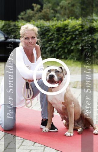 Amersfoort 30 mei 2017
Milika Peterzon en haar dochter Kiki bij de diernebescherming in Amersfoort