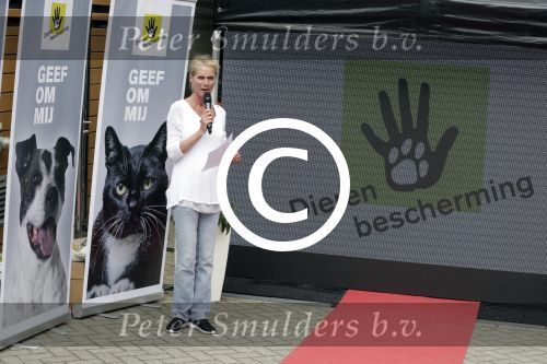 Amersfoort 30 mei 2017
Milika Peterzon en haar dochter Kiki bij de diernebescherming in Amersfoort