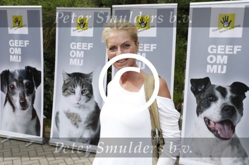 Amersfoort 30 mei 2017
Milika Peterzon en haar dochter Kiki bij de diernebescherming in Amersfoort