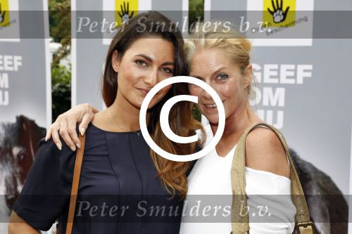 Amersfoort 30 mei 2017
Milika Peterzon en haar dochter Kiki bij de diernebescherming in Amersfoort