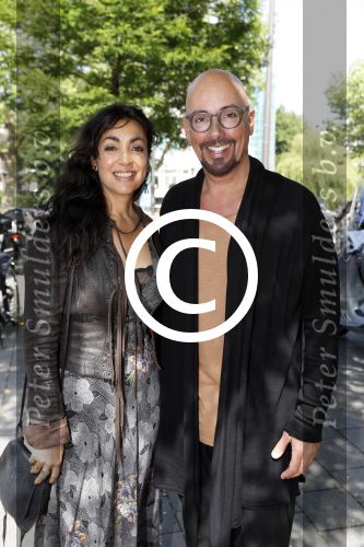 Amsterdam 3 juni 2017 
Opening expositie Fong Leng bij galerie Eric Morren in Amsterdam. Monique Klemann en Maik de Boer